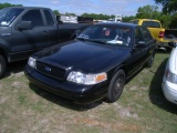 4-06229 (Cars-Sedan 4D)  Seller: Gov/Pinellas County Sheriff-s Ofc 2005 FORD CROWNVIC