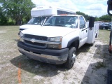 4-08129 (Trucks-Utility 2D)  Seller: Gov/Manatee County 2004 CHEV 3500