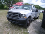 4-08134 (Trucks-Utility 2D)  Seller: Florida State FWC 2004 FORD F550