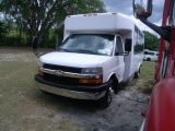 4-08137 (Trucks-Buses)  Seller:Private/Dealer 2011 CHEV 4500