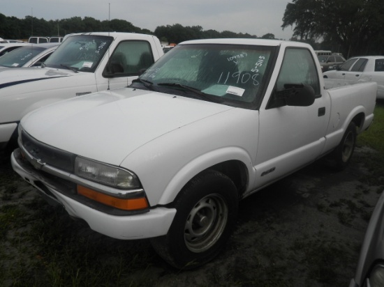 5-05115 (Trucks-Pickup 2D)  Seller: Florida State ACS 2000 CHEV S10