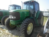 6-01138 (Equip.-Tractor)  Seller: Gov/Manatee County JOHN DEERE 7220 4X4 ENCLOSED CAB DIESEL