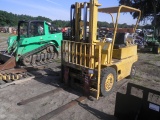 6-01512 (Equip.-Fork lift)  Seller:Private/Dealer BAKER FJF-050 SIDE SHIFT 5000LB RUBBER