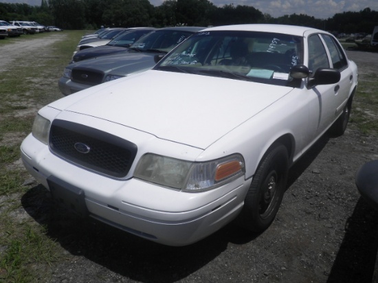 6-06115 (Cars-Sedan 4D)  Seller: Gov/Hillsborough County Sheriff-s 2007 FORD CROWNVIC