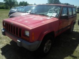 6-10123 (Cars-SUV 4D)  Seller: Gov/Port Richey Police Department 2001 JEEP CHEROKEE