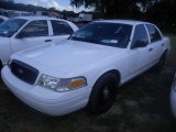 6-06219 (Cars-Sedan 4D)  Seller: Gov/Manatee County Sheriff-s Offic 2011 FORD CROWNVIC