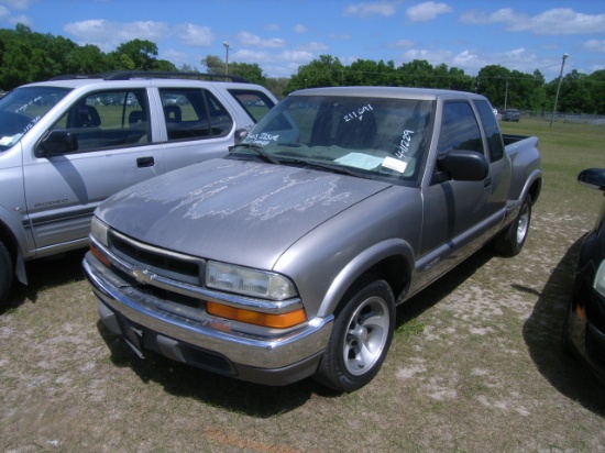 5-07119 (Trucks-Pickup 2D)  Seller:Private/Dealer 1998 CHEV S10