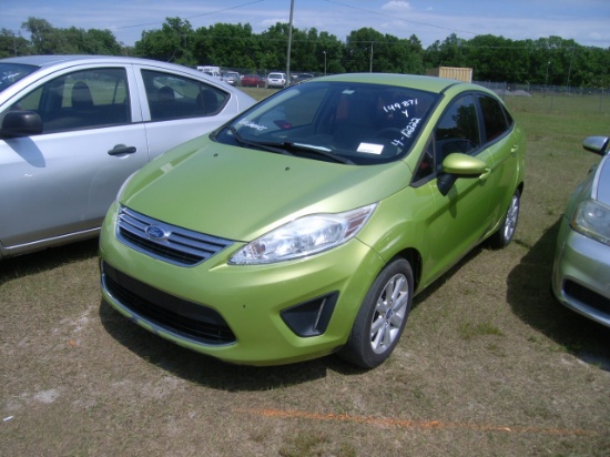 5-07131 (Cars-Sedan 4D)  Seller:Private/Dealer 2012 FORD FIESTA