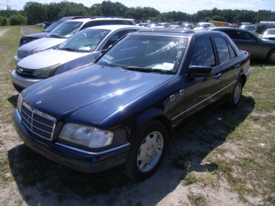 5-07110 (Cars-Sedan 4D)  Seller:Private/Dealer 1995 MERZ C220