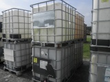 7-04168 (Equip.-Storage tank)  Seller:Private/Dealer (4)LIQUID STORAGE-TRANSPORT CONTAINERS