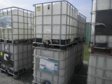 7-04166 (Equip.-Storage tank)  Seller:Private/Dealer (4)LIQUID STORAGE-TRANSPORT CONTAINERS