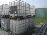 7-04164 (Equip.-Storage tank)  Seller:Private/Dealer (4)LIQUID STORAGE-TRANSPORT CONTAINERS