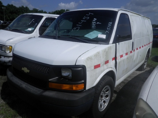 7-05142 (Trucks-Van Cargo)  Seller: Florida State DOT 2010 CHEV 2500