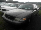 7-06116 (Cars-Sedan 4D)  Seller: Gov/Hillsborough County Sheriff-s 2008 FORD CROWNVIC