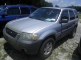 7-10250 (Cars-SUV 4D)  Seller: Florida State Dep 2006 FORD ESCAPE