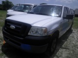 7-10116 (Trucks-Pickup 2D)  Seller: Gov/City of Clearwater 2006 FORD F150