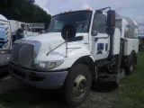 7-08243 (Trucks-Sweeper)  Seller: Gov/City of Clearwater 2010 INTL 4300