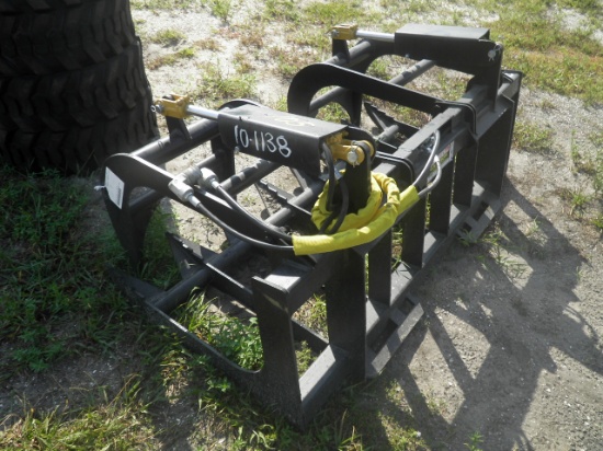 10-01138 (Equip.-Implement- misc.)  Seller:Private/Dealer 66 INCH SKID STEER LOADER-TRACTOR GRAPPL