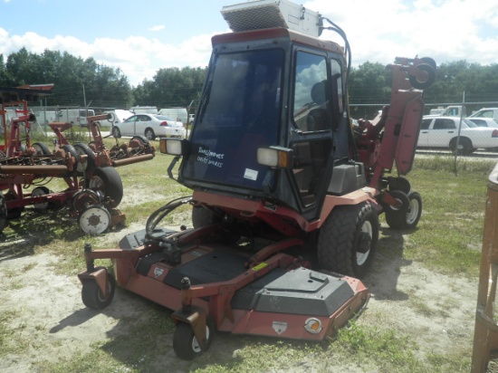 10-01198 (Equip.-Mower)  Seller:Private/Dealer TORO GROUNDMASTER 580D 30581 ENCLOSED