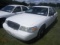 10-10226 (Cars-Sedan 4D)  Seller: Gov/Manatee County Sheriff-s Offic 2009 FORD CROWNVIC