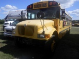 10-09111 (Trucks-Buses)  Seller: Gov/Hillsborough County School 2002 AMRT IC35530