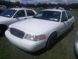 10-10211 (Cars-Sedan 4D)  Seller: Gov/Manatee County Sheriff-s Offic 2011 FORD CROWNVIC