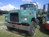 10-08221 (Trucks-Sewer)  Seller:Private/Dealer 1987 MACK RD685S