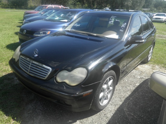 11-07156 (Cars-Sedan 4D)  Seller:Private/Dealer 2002 MERZ C320