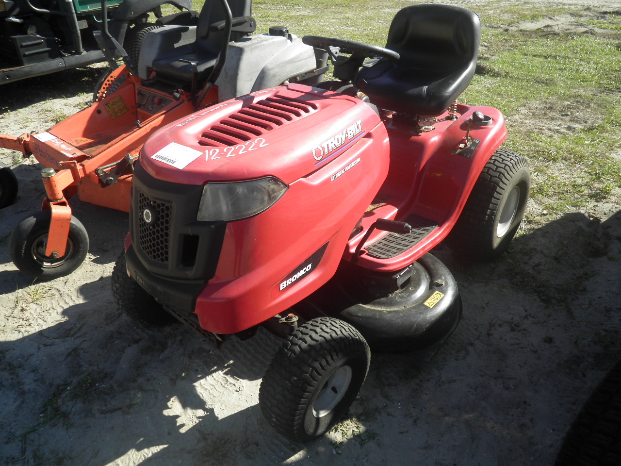 Troy bilt bronco 42 inch riding mower hot sale