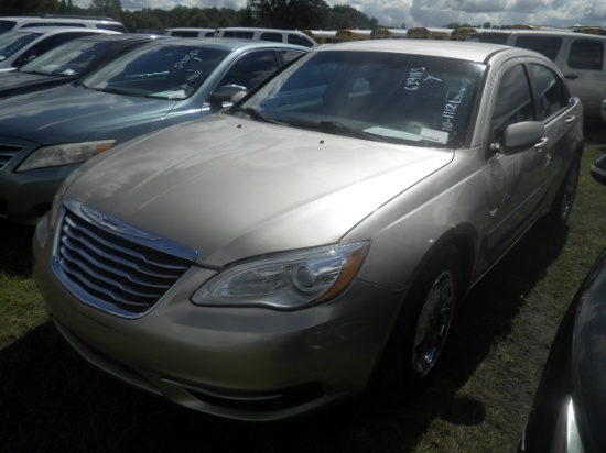 12-07114 (Cars-Sedan 4D)  Seller:Private/Dealer 2013 CHRY 200