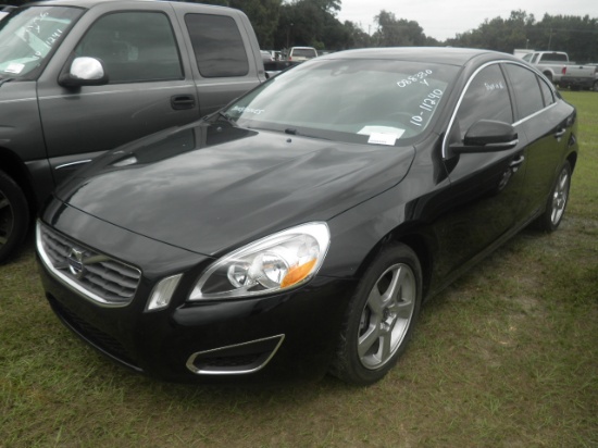 12-07115 (Cars-Sedan 4D)  Seller:Private/Dealer 2012 VOLV S60