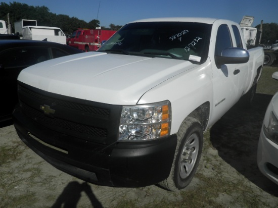 1-07123 (Trucks-Pickup 4D)  Seller:Private/Dealer 2011 CHEV 1500