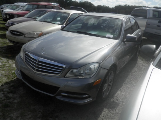 3-07115 (Cars-Sedan 4D)  Seller:Private/Dealer 2012 MERZ C300