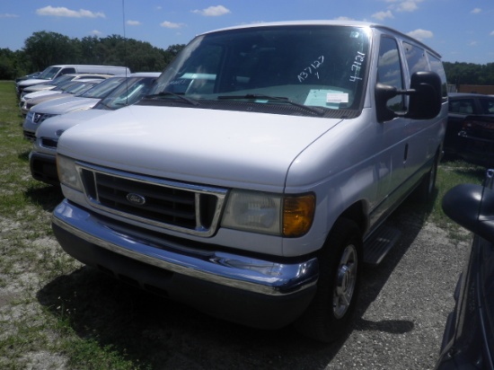 5-07121 (Cars-Van 4D)  Seller:Private/Dealer 2005 FORD E150
