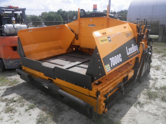 6-01154 (Equip.-Asphalt paver)  Seller: Gov-City of St.Petersburg LEE BOY 7000C