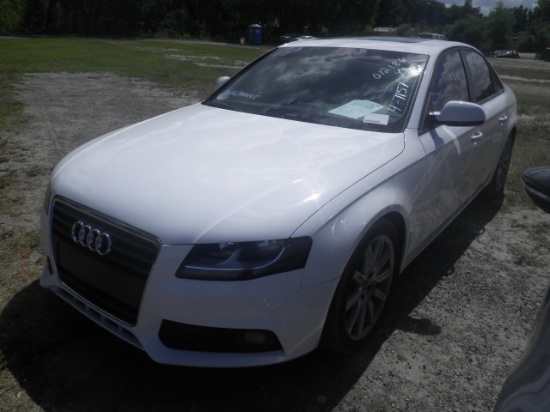 6-07133 (Cars-Sedan 4D)  Seller:Private/Dealer 2010 AUDI A4