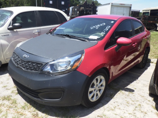 6-07110 (Cars-Sedan 4D)  Seller:Private/Dealer 2013 KIA RIO