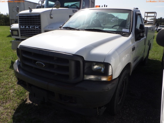 8-09114 (Trucks-Utility 2D)  Seller:Private/Dealer 2003 FORD F350