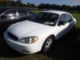 8-10226 (Cars-Sedan 4D)  Seller: Florida State D.F.S. 2005 FORD TAURUS