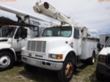 8-08237 (Trucks-Aerial lift)  Seller: Gov-City Of Clearwater 2000 INTL 4700