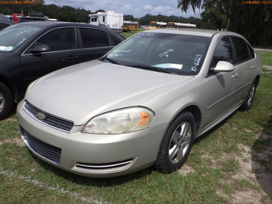 10-06223 (Cars-Sedan 4D)  Seller: Gov-Hillsborough County Sheriff-s 2010 CHEV IM