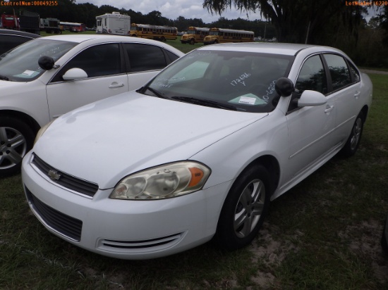 10-06220 (Cars-Sedan 4D)  Seller: Gov-Hillsborough County Sheriff-s 2010 CHEV IM