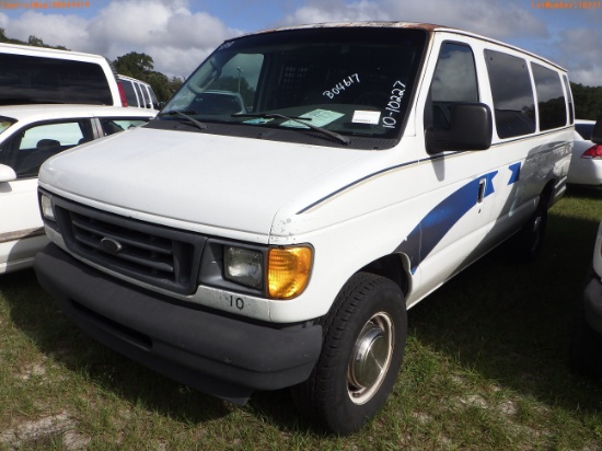 10-10227 (Cars-Van 3D)  Seller: Florida State D.J.J. 2003 FORD E350
