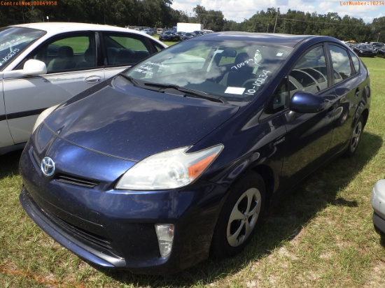 10-10234 (Cars-Sedan 4D)  Seller: Florida State D.O.E. 2013 TOYT PRIUS