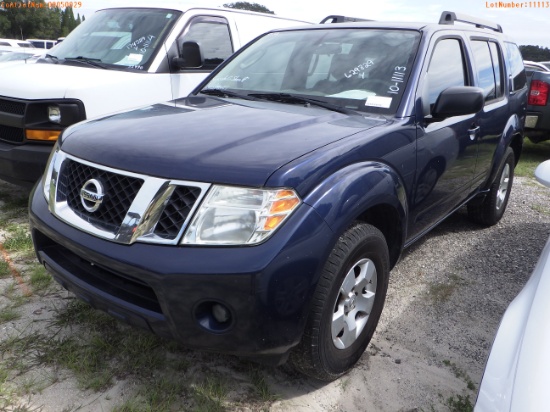 10-11113 (Cars-SUV 4D)  Seller: Gov-Sarasota County Sheriff-s Dept 2012 NISS PAT