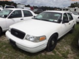 10-06232 (Cars-Sedan 4D)  Seller: Gov-Hillsborough County Sheriff-s 2006 FORD CR