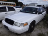 10-06268 (Cars-Sedan 4D)  Seller: Gov-Hernando County Sheriff-s 2007 FORD CROWNV