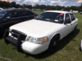 10-10212 (Cars-Sedan 4D)  Seller: Gov-Hernando County Sheriff-s 2011 FORD CROWNV