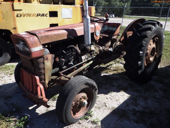 11-01178 (Equip.-Tractor)  Seller:Private/Dealer MASSEY FERGESON 135 DIESEL TRAC