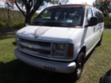 11-10147 (Cars-Van 3D)  Seller: Gov-Tarpon Springs 2000 CHEV 3500